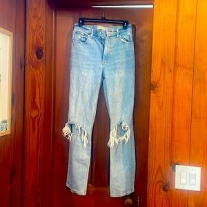 Abercrombie jeans like new. Size 26/2r